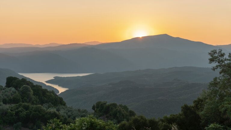 Ας είναι η χρονιά που θα λάμψει το ΦΩΣ